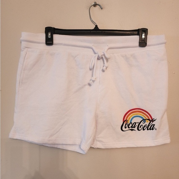Women's Coca-Cola Rainbow Graphic Shorts White size xxl - Picture 1 of 3